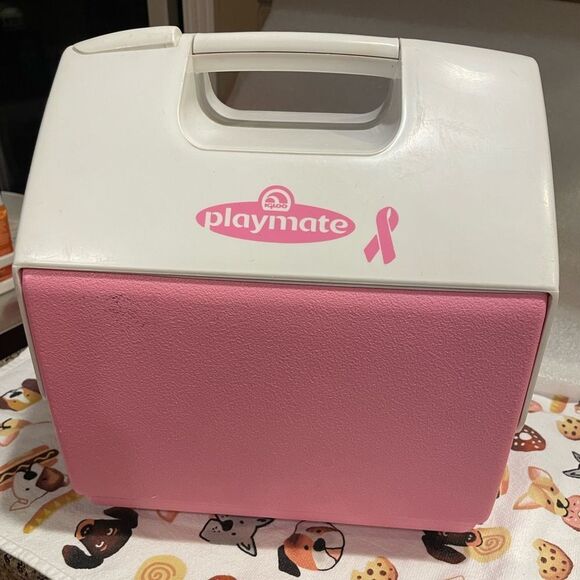 Igloo Playmate Pink Lunch Cooler 7 Quart - Picture 15 of 15